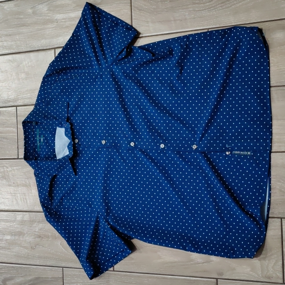 Men's nwot button down